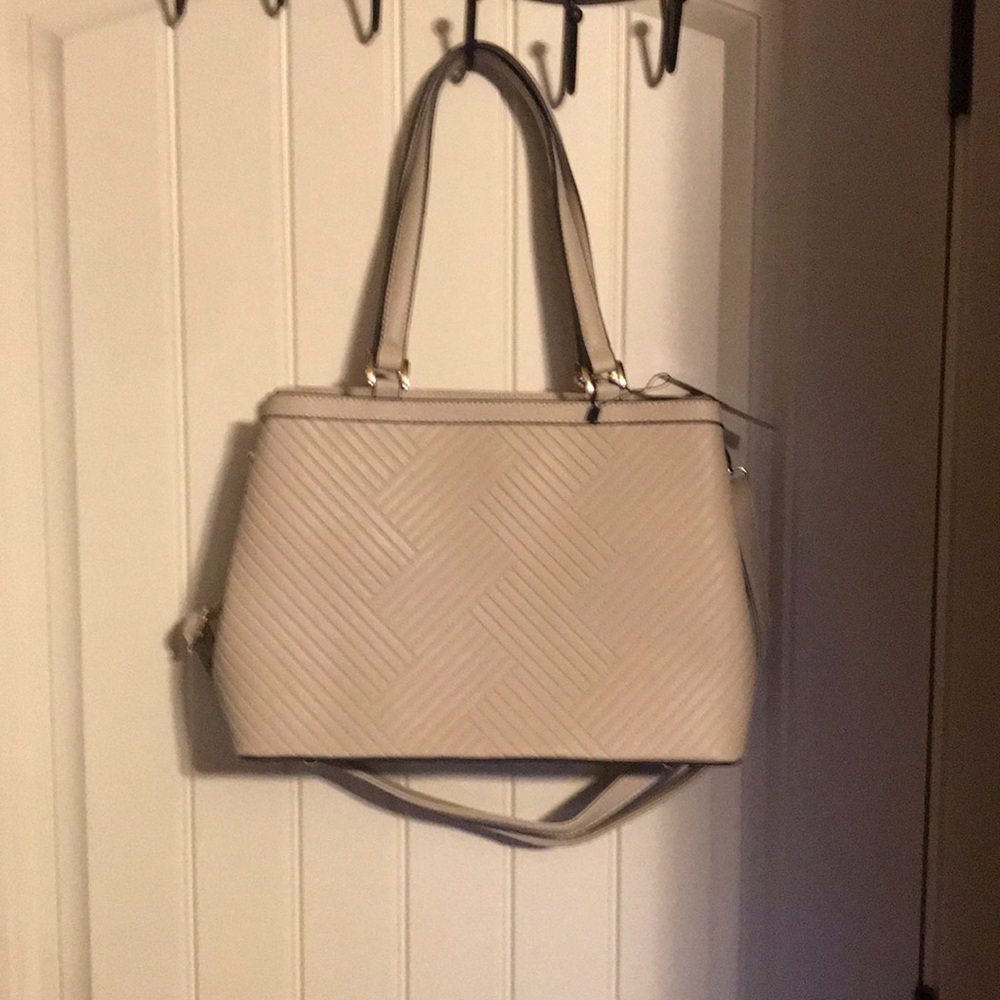 Cream purse